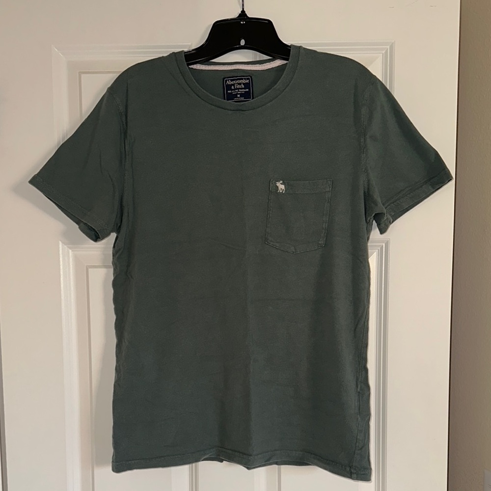 Abercrombie & Fitch Green T-Shirt